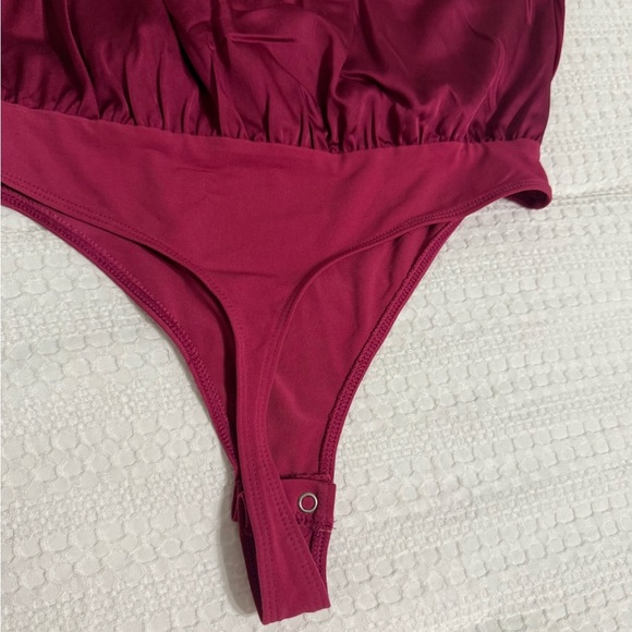 Express Fuchsia Sleeveless Bodysuit - Picture 2 of 8